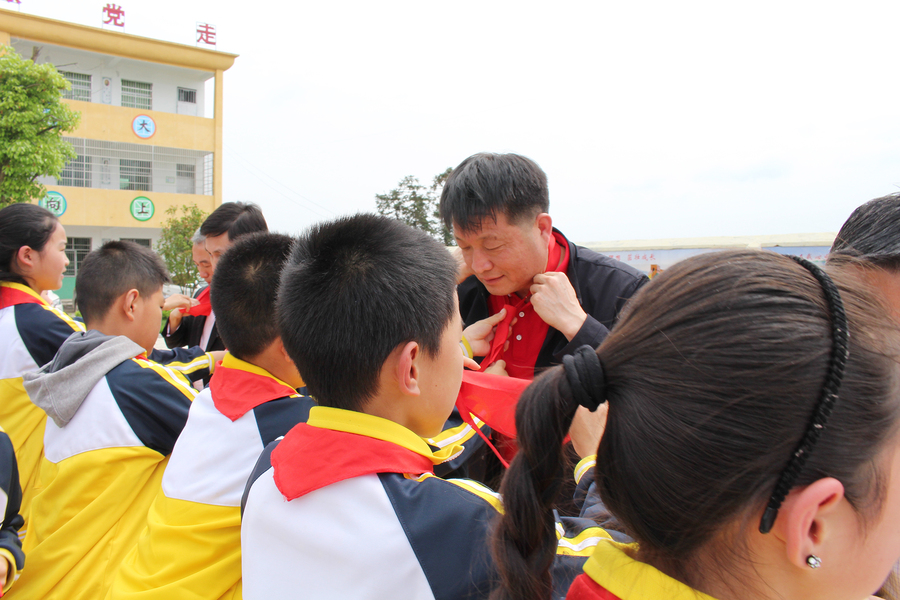 1576051186447848.jpg ABUIABACGAAghsXp5gUogLvk4gYwohA47Ao!900x900.jpg