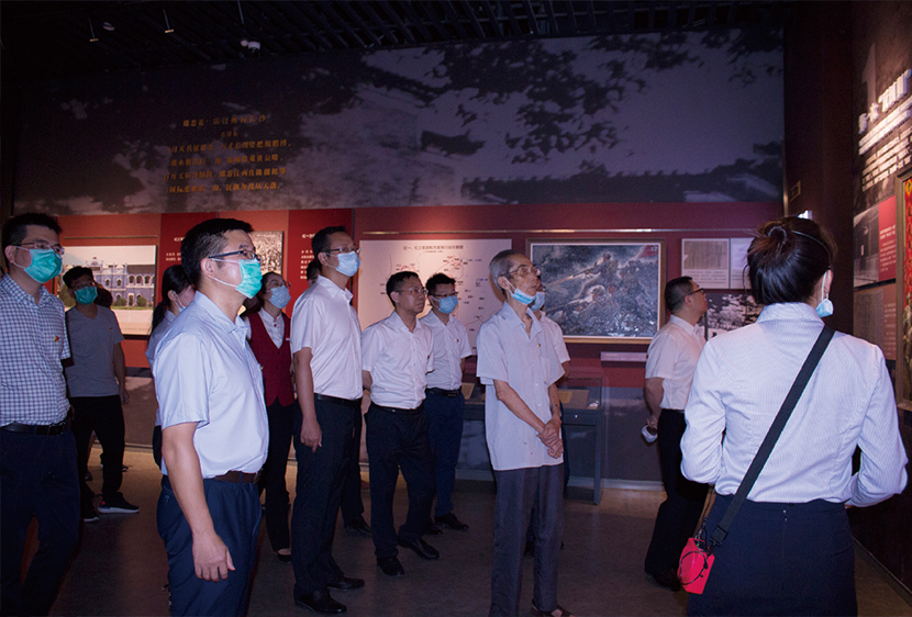 1597743205233965.jpg 1597473449654045.jpg