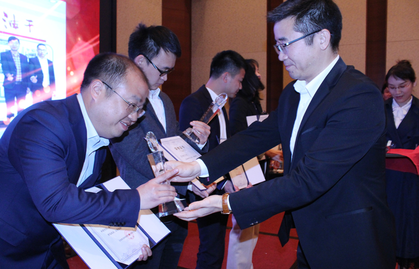 1612684096573727.jpg 1609989943185903.jpg