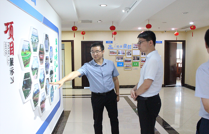 贛州市主攻科技創(chuàng)新小組辦公室林圣杰等一行蒞臨挺進環(huán)?？疾熘笇?></a></div>
							<div   id=